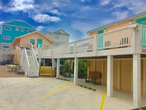 Welcome to Beachside Suites!