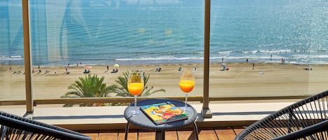 Vue sur la plage ou l’océan