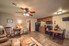 Living Room/Kitchen