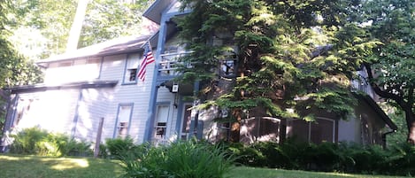 Front Cottage Exterior
