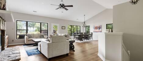 View as you walk in from front entrance. Lake views & Tons of natural light. 