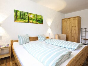 Ferienwohnung 8, 70 qm, 2 Schlafzimmer, Terrasse, max. 6 Personen