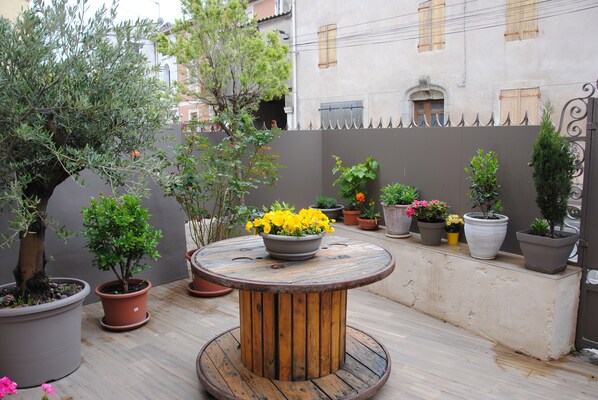 cour de devant