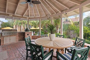 The Tower House on East Beach - Covered cabana with grill