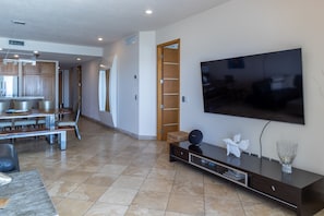 Floor, Flooring, Indoors, Furniture, Living Room