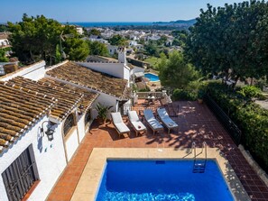 Plant, Sky, Property, Water, Building, Blue, Tree, Azure, Swimming Pool, Architecture