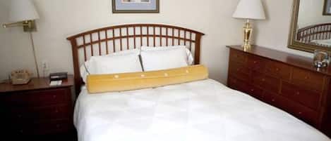 Unit with Queen size bed