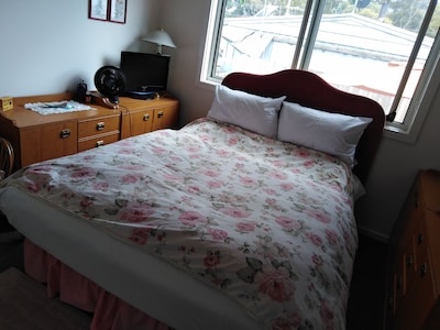 Clean, Homely, Double Room Queen size bed with private bathroom and toilet.