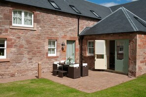 Dryburgh Steading Three - outside seating area