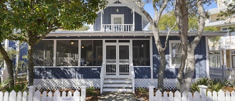 WELCOME TO DRIFT AWAY IN SEASIDE, FL!