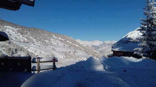 Snow and ski sports