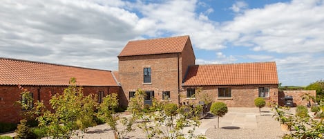 Courtyard View of Dovecote Barn