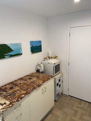 Downstairs kitchenette.