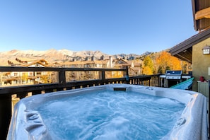 Hot Tub - Summer