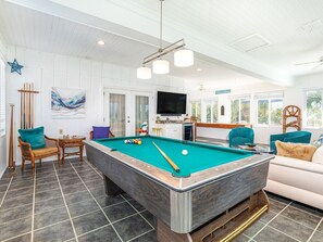 Game Room - Pool Table