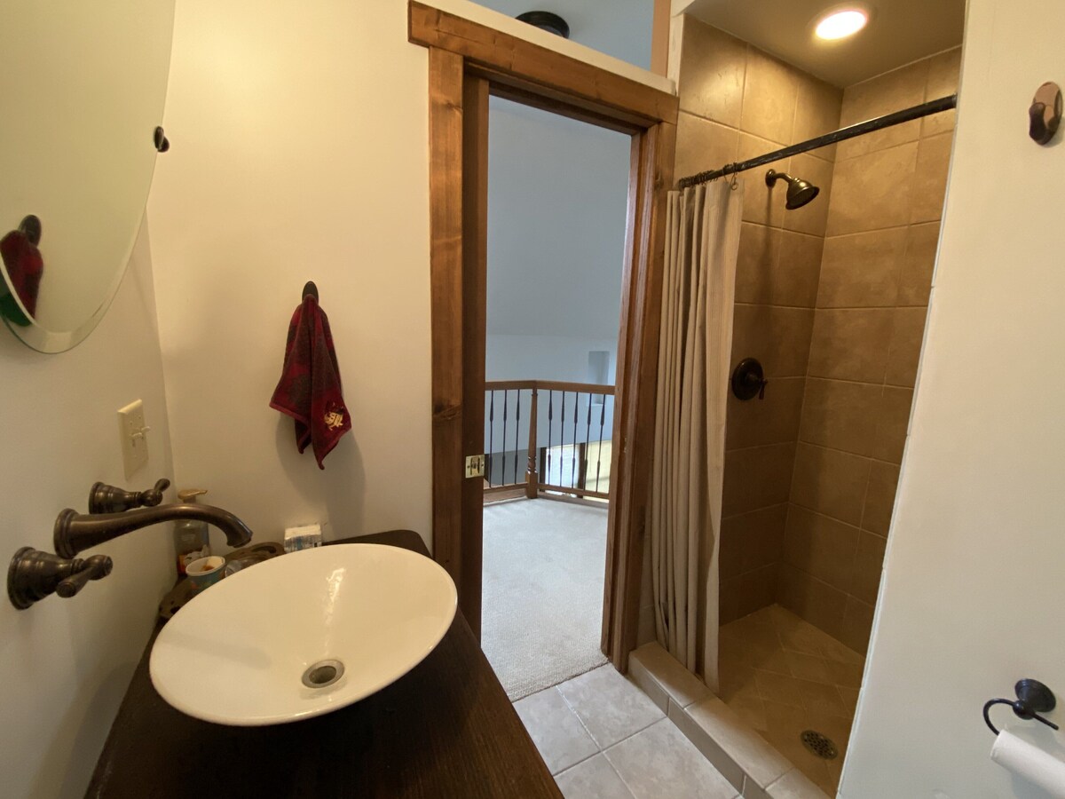 Deer Point Trails – A Northern Escape!