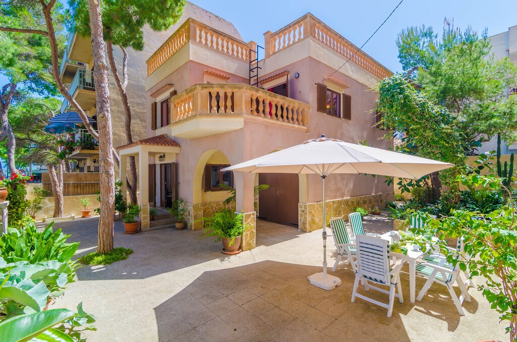 Picture of villa