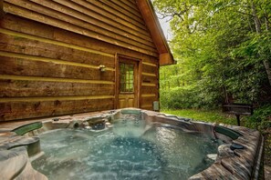 Bain à remous extérieur