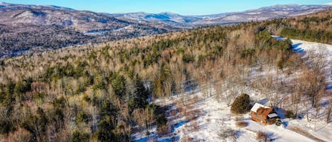 Drone shot of The Hidden Gem Cabin 