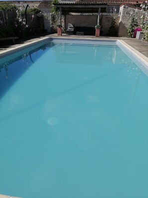 11x5 meter swimming pool