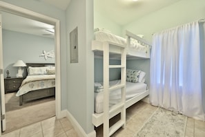 Twin size bunkbeds in the hallway nook.