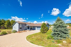 Mountainaire Meadows Retreat (2)