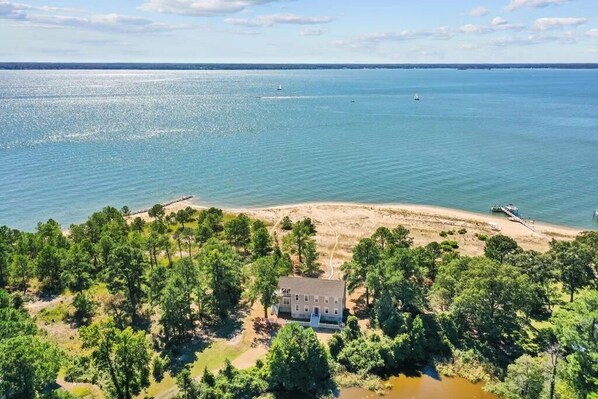 Gorgeous beachfront property on banks of Rappahannock River with sandy beach