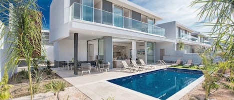 Villa OL20, Luxury 3BDR Protaras Villa, Close to Fig Tree Bay Beach