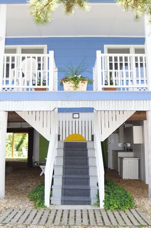 Entrance to the beach house.