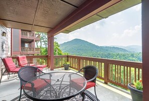 Deck Area--- Outside Furniture, Mountain View 
