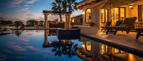 Everything you need for the perfect Cabo getaway can be found at Villa Desierto!