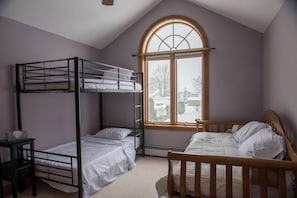 front room #2, sleeps 3