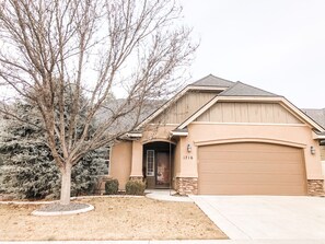 Beautiful front of the house during the winter! 