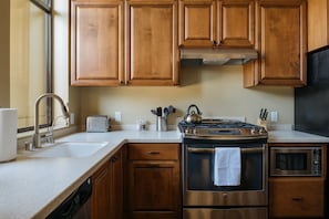 Orchard Suite | Kitchen