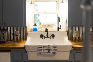 Kitchen Country Sink