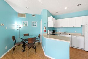 Stylish space that maximizes efficiency without compromising on modern amenities