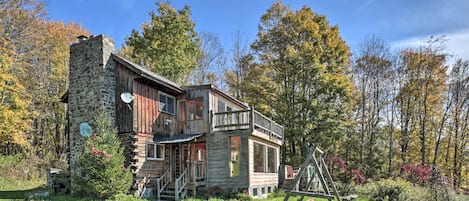 North Blenheim Vacation Rental | 3-Story Cabin | 3BR | 2BA | 2,560 Sq Ft