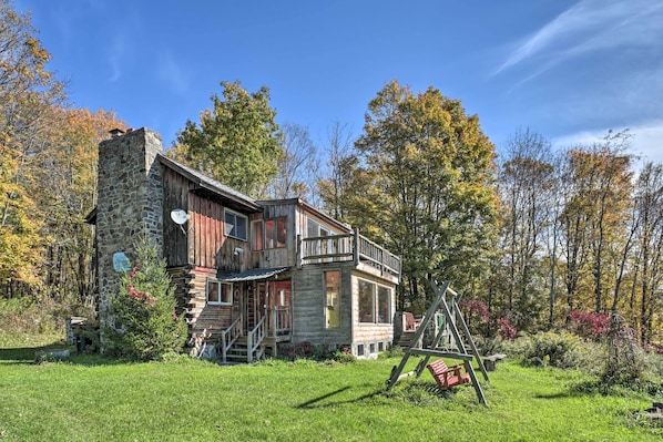 North Blenheim Vacation Rental | 3-Story Cabin | 3BR | 2BA | 2,560 Sq Ft