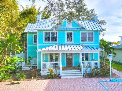 Dunedin House