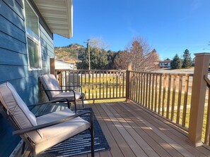 Private patio to relax and enjoy views of Lookout Mountain and Crow Peak!