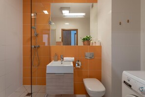 Bath/Shower