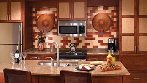 mcolr-kitchen-0029-hor-wide.jpg