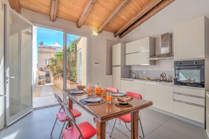 Kitchen area