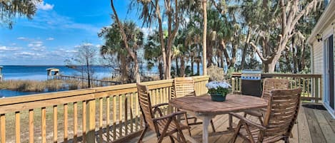 Crescent City Vacation Rental | 3BR | 2BA | 1,512 Sq Ft | Single Story