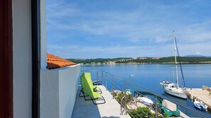 Balcony with seaview