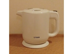 Kaffee und/oder Kaffeemaschine