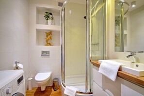 Bath/Shower
