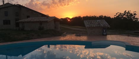 Big skies and beautiful sunsets alongside the private pool