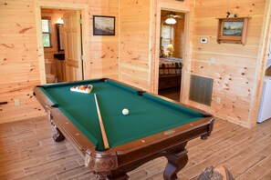 rental-cabin-05