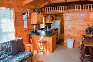 rental-cabin-02